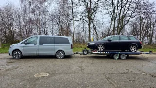 Uvnitř osm lidí a vzadu 2,5tunový vlek. Vyzkoušeli jsme nejuniverzálnější prémiové auto dneška