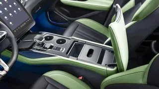 Hongqi HS3