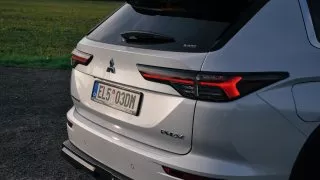 Mitsubishi Outlander PHEV