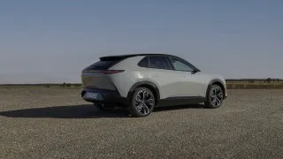 Mazda CX-6e