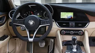 Alfa Romeo Giulia