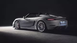 Porsche 718 Boxster GT4