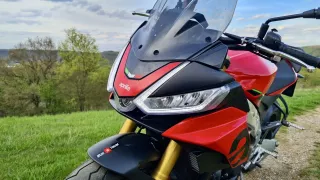 Aprilia Tuono V4 1100