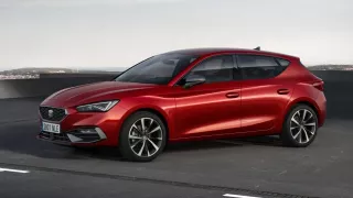 Nový Seat Leon bude stále jezdit na benzín a naftu. K dostání ale bude i hybrid nebo pohon na CNG