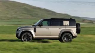 Land Rover Defender OCTA