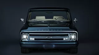 Chevrolet perfektně zrestauroval model C-10 z roku