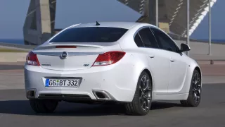 Opel Insignia OPC 7