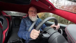 Recenze Aston Martinu DB12