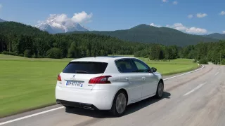 Vylepšený Peugeot 308 ve verzi hatchback 2