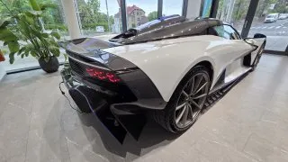 Aston Martin Valhalla