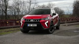 Recenze Mitsubishi ASX 1,3 Di-T Mild Hybrid Instyle