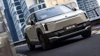 Dongfeng Nano 06