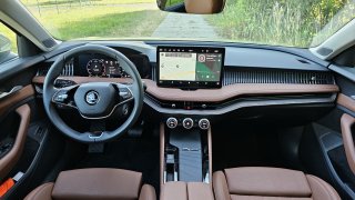 Škoda Superb Combi 1.5 TSI mHEV