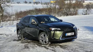 Lexus UX 300e