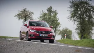 Fiat Tipo je skvělá alternativa 8