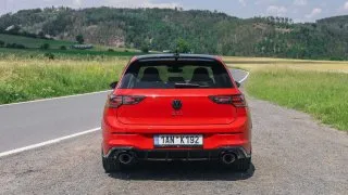 Volkswagen Golf GTI Edition 50