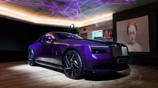 Rolls-Royce Spectre Black Badge je v Česku. Majitelé ho budou nabíjet jen jednou za dva týdny