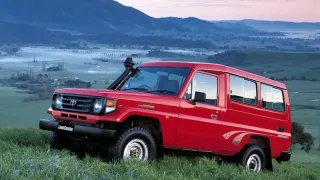 Toyota Land Cruiser J70