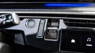 Peugeot E-5008 Dual Motor