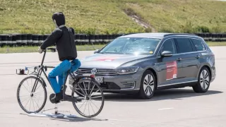 Na silnicích umírá nejvíce cyklistů za tři roky. Většinou si za to mohou sami