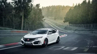 Nejrychlejší předokolka je Civic Type R - Obrázek 