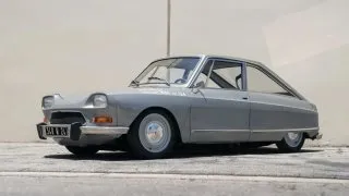 Francouzi zkoušeli techniku, jakou měla i Škoda. Exotický motor jako v embéčku se ale neosvědčil