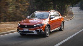 Fiat si pohrál s ceníky a vykouzlil slevy. U malého hatchbacku vrací do hry čtyřkolku