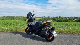 Aprilia SR GT Sport 200