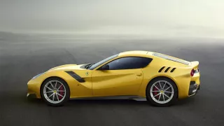 Exkluzivní Ferrari F12 TDF - Obrázek 3