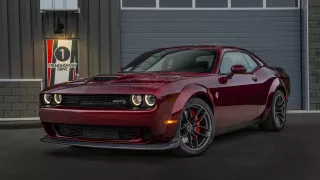 Dodge Challenger Hellcat s paketem Widebody 2