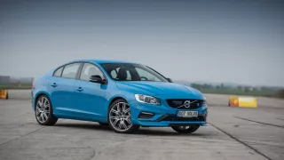 Prohlédněte si ostré Volvo S60 Polestar 6