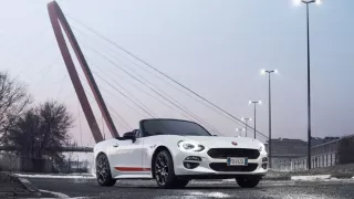 Fiat 124 Spider S-Design