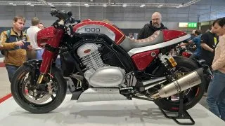 Jawa 1000 Twin