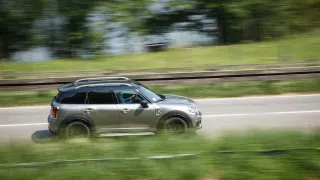 I jako hybrid MINI Countryman dobře jezdí. 1