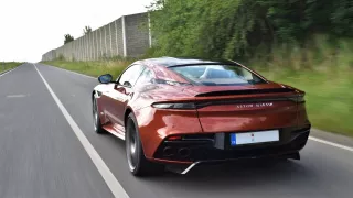 Aston Martin DBS Superleggera