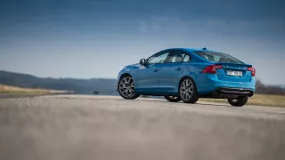 Prohlédněte si ostré Volvo S60 Polestar 3