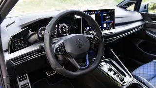 Volkswagen Golf Variant R