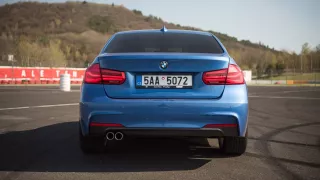 BMW 320d xDrive je lákavá ojetina 12