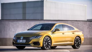 Volkswagen Arteon R-Line 2.0 TSI exteriér 12