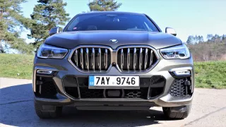 BMW X6 M50i