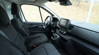 Prohlédněte si galerii Renault Trafic E-Tech