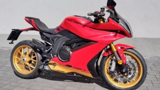 Jawa má nový superbike, naháč i cesťák: Česká značka uvádí novou řadu JD 750. Známe první ceny