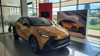 Toyota si od svého inovovaného modelu C-HR slibuje velké věci. V základu jej nyní pořídíte za 699 900 Kč