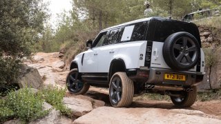 Land Rover Defender V8