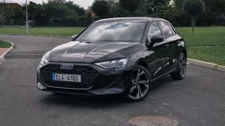 Audi A3 s hybridem do zásuvky je skvělé auto pro dva. Jeho cena však není právě lidová