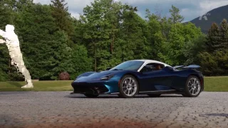 Recenze Pininfarina Battista