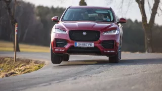 Testovali jsme luxusní Jaguar F-Pace 1