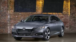 Honda Accord 10th Gen 11