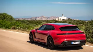 Porshce Taycan Sport Turismo