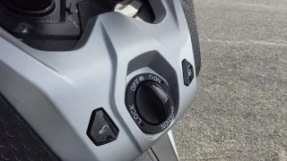 Aprilia SR GT 400